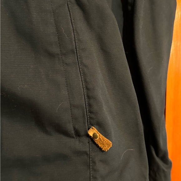 Women’s Fjallraven showerproof jacket - Picture 3 of 4